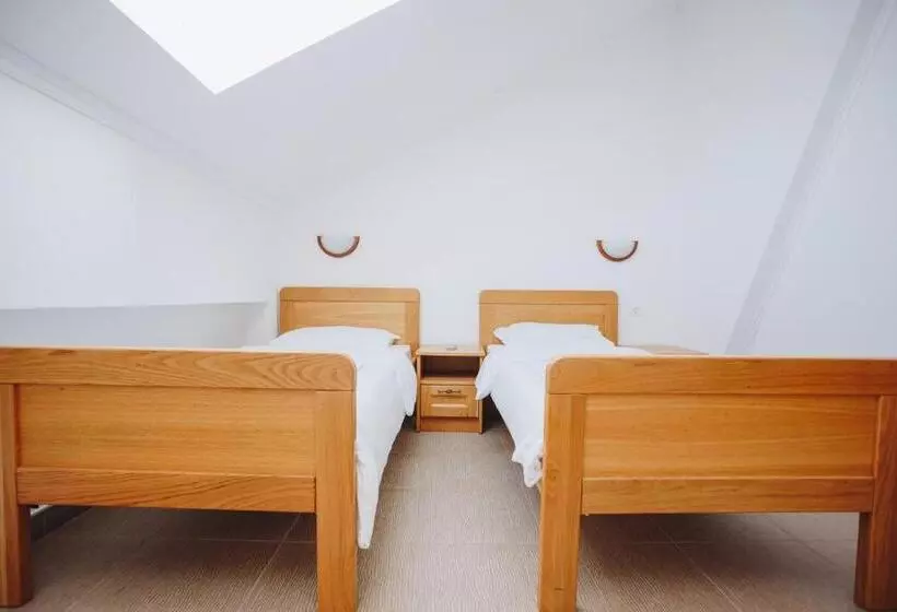 پانسیون Eco Winery Lipovac Apartments