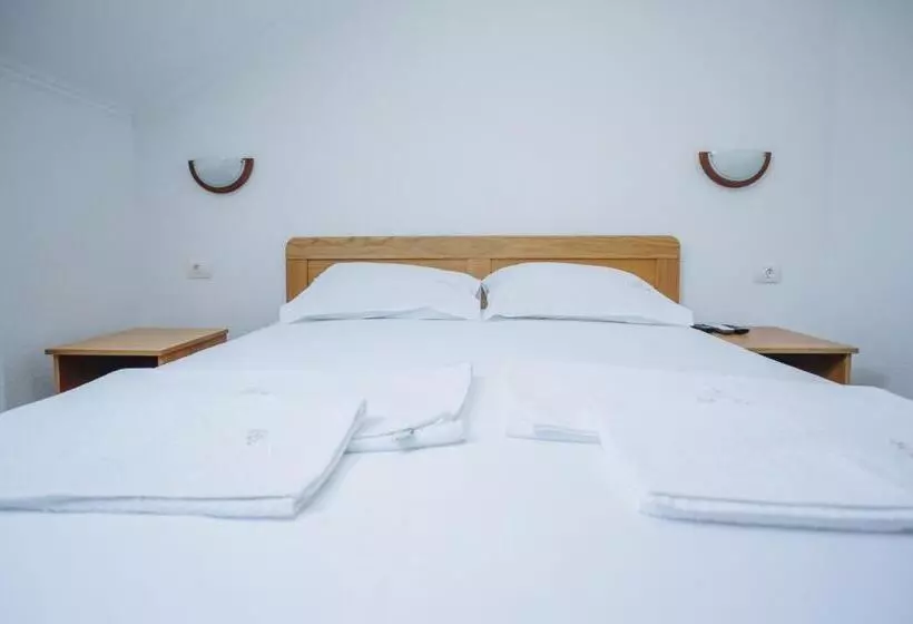 پانسیون Eco Winery Lipovac Apartments