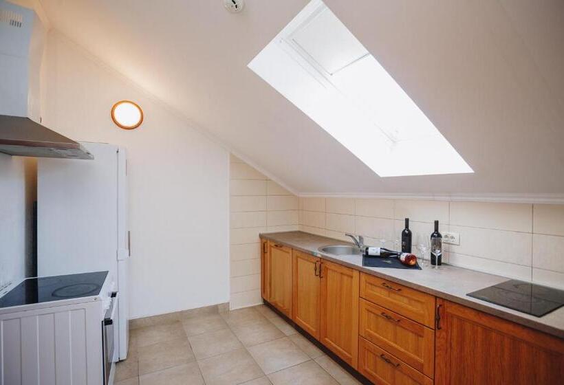 پانسیون Eco Winery Lipovac Apartments