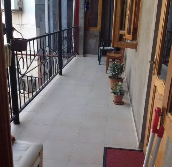 پانسیون Guest House Kartvelishvili