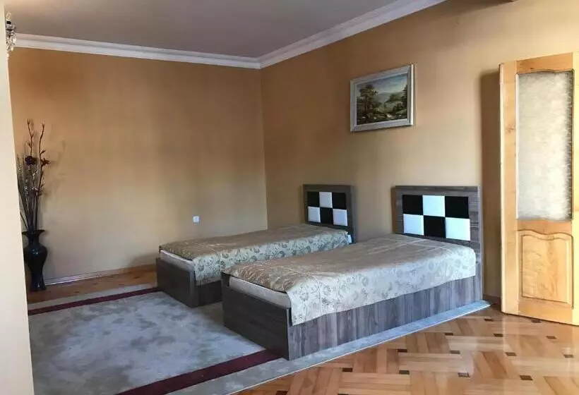 پانسیون Guest House Kartvelishvili