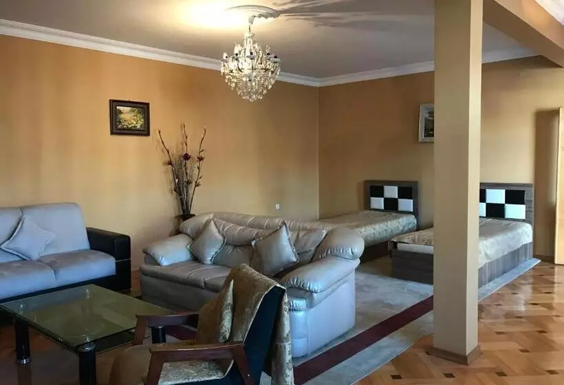 پانسیون Guest House Kartvelishvili