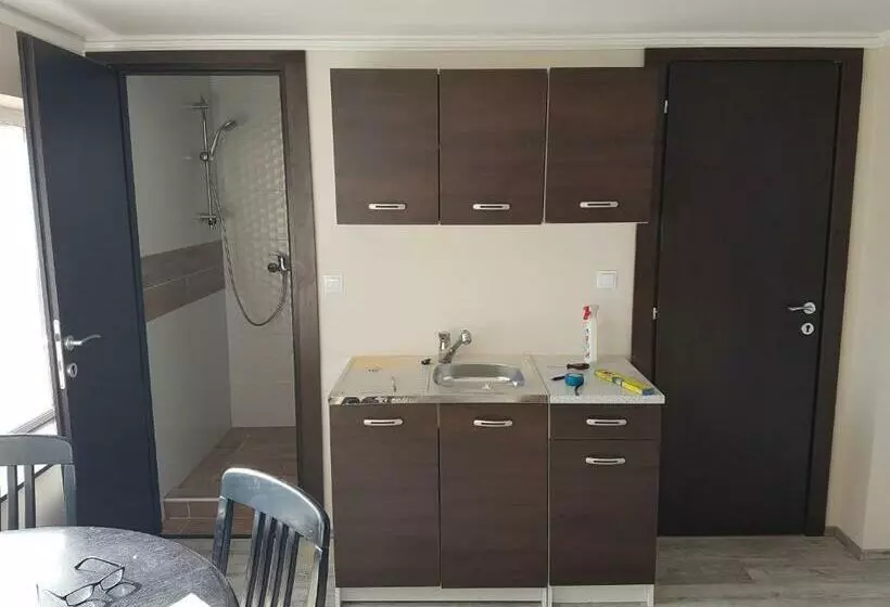 ペンション Meszaros Apartman