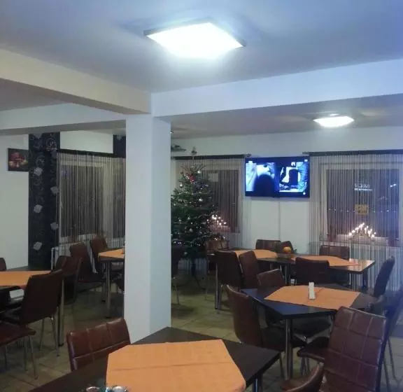ペンション Vila Mdm