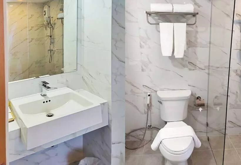 هتل B2 Rayong Boutique And Budget