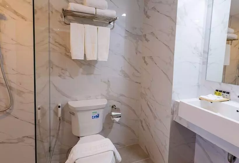 هتل B2 Rayong Boutique And Budget