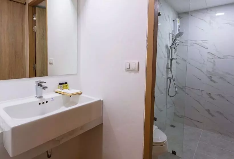 هتل B2 Rayong Boutique And Budget