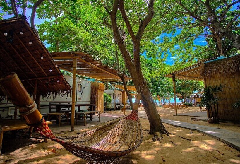 Hotel Beach House Camp