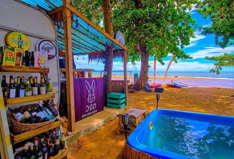 Hotel Beach House Camp