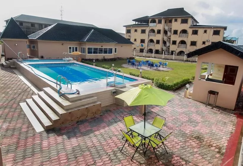 Carleton Hotel & Suites