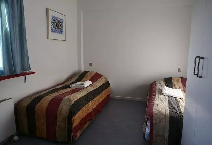 هتل Sulisartut Højskoliat