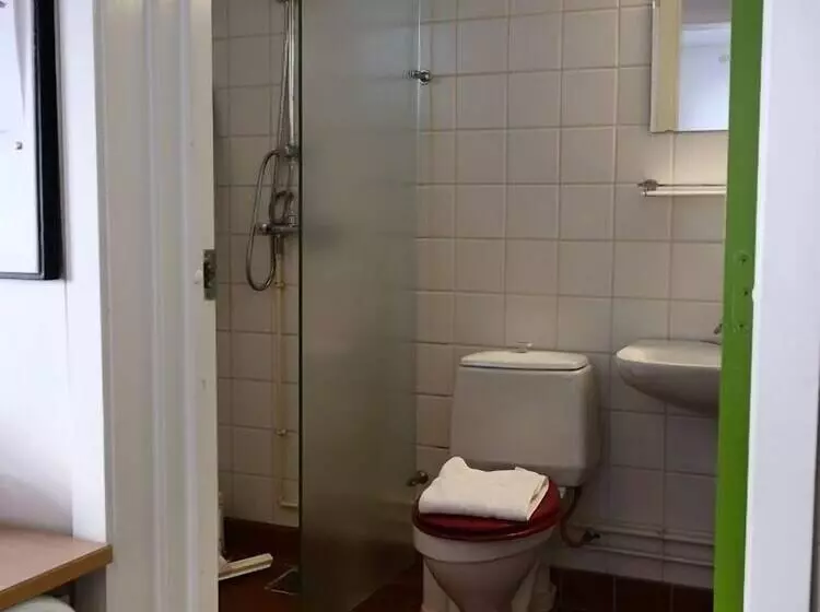 هتل Sulisartut Højskoliat