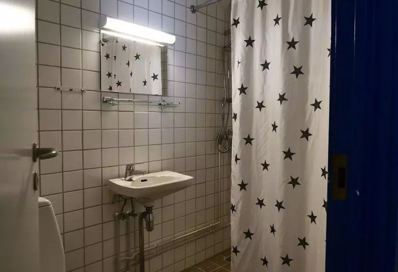 هتل Sulisartut Højskoliat