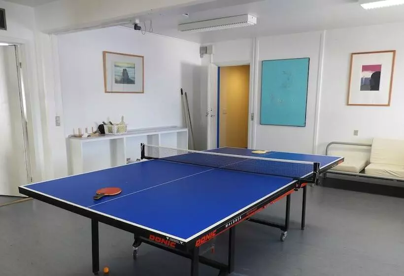 هتل Sulisartut Højskoliat