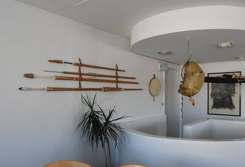 Szálloda Sulisartut Højskoliat