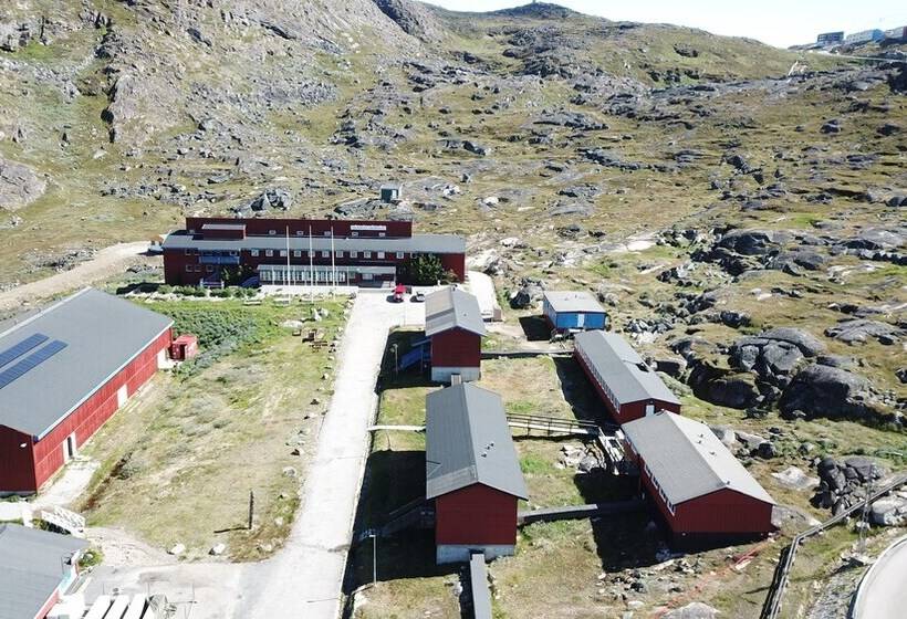 Hotel Sulisartut Højskoliat