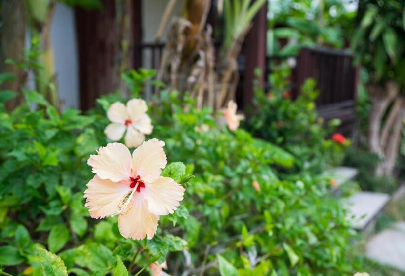 Hotel Weekender Bungalow