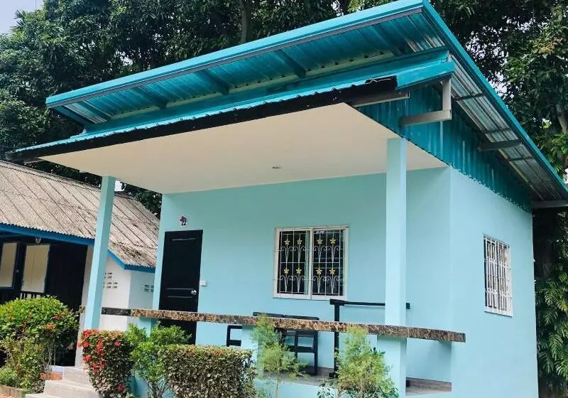 Hotelli Weekender Bungalow