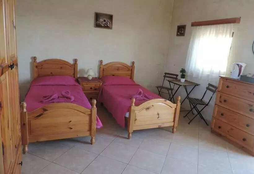 پانسیون Gozo Holiday House