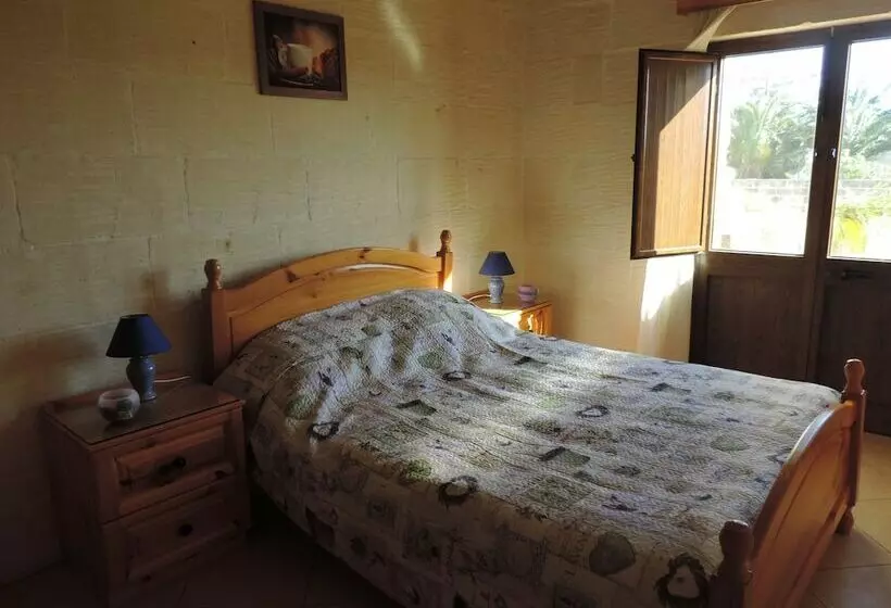 پانسیون Gozo Holiday House