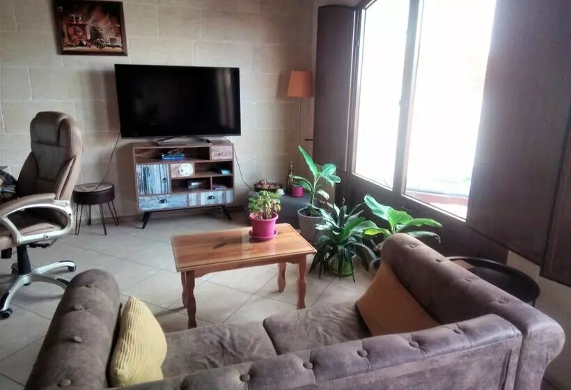 پانسیون Gozo Holiday House