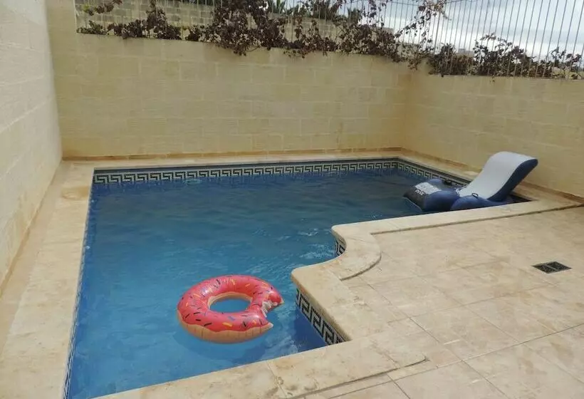 پانسیون Gozo Holiday House