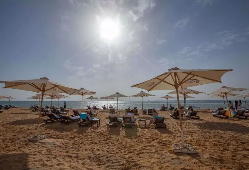 هتل Mousa Coast