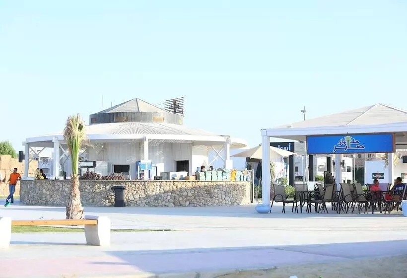 هتل Mousa Coast