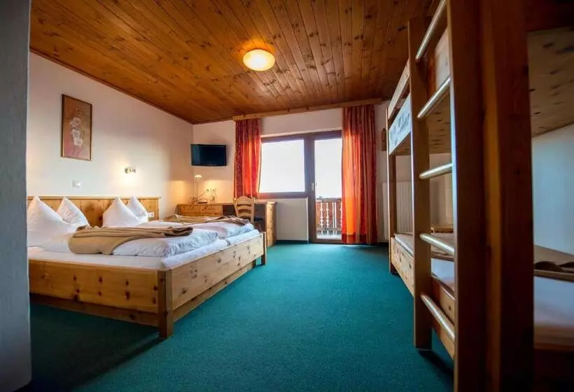 Almhotel Fichtenheim