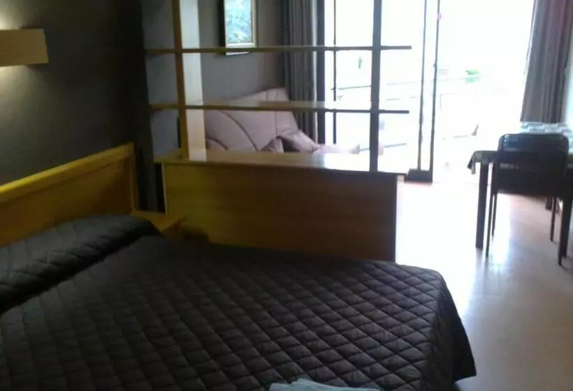 Aparthotel Els Molins