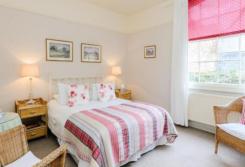 فندق The Garden   B&b