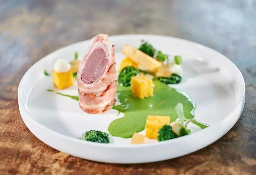 בית מלון כפרי Adler