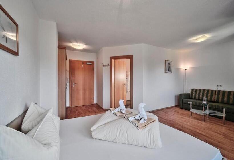 Отель Berggasthof Bärnstatt