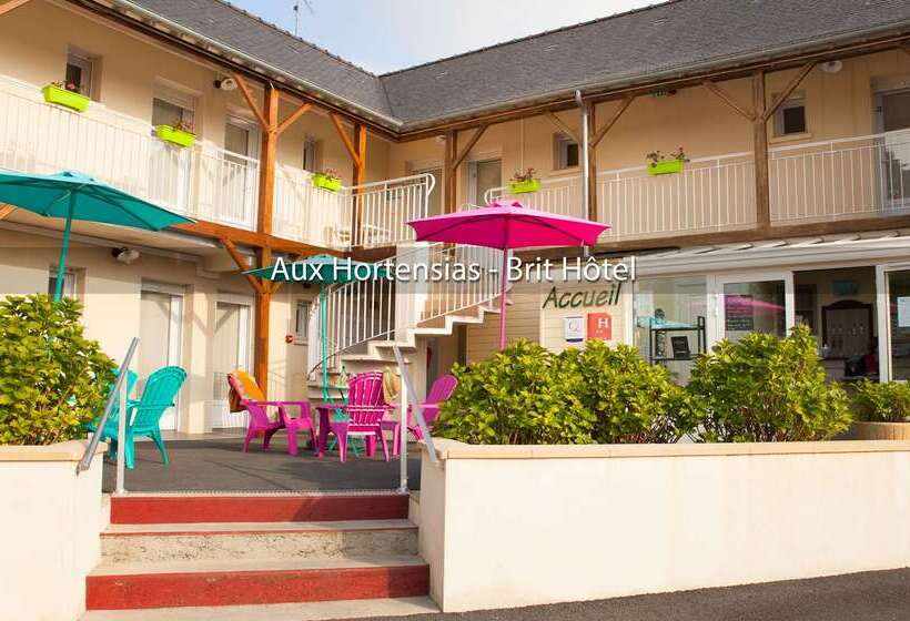 Brit Hotel    Aux Hortensias    Lannion Perros Guirec