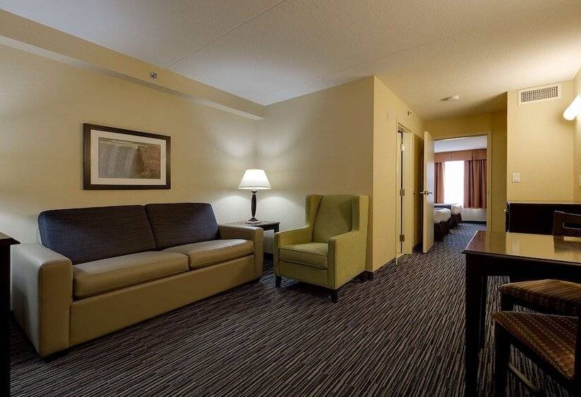 هتل Country Inn & Suites By Radisson, Niagara Falls, On