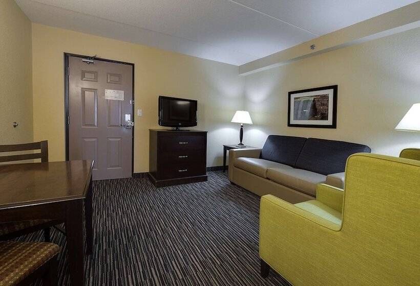 هتل Country Inn & Suites By Radisson, Niagara Falls, On