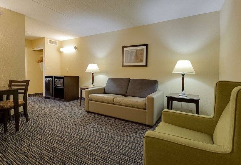 هتل Country Inn & Suites By Radisson, Niagara Falls, On