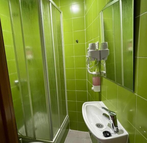 هتل Hostal Flat55madrid