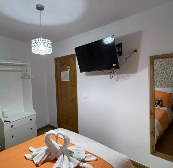 هتل Hostal Flat55madrid