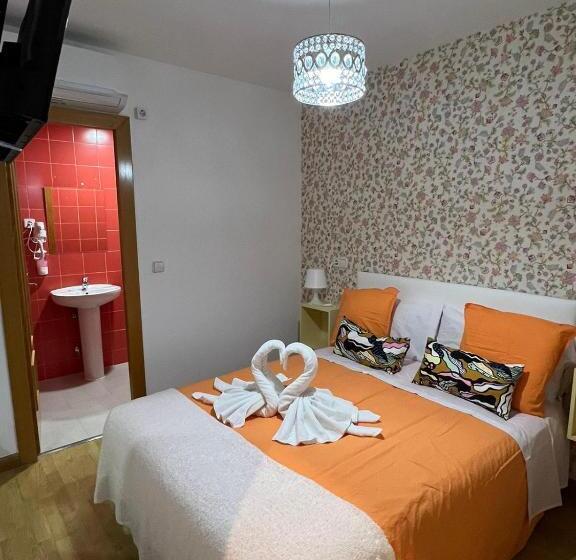 هتل Hostal Flat55madrid