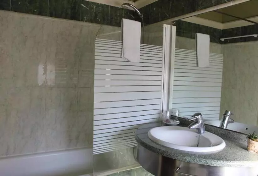 Отель Harrison Etxea