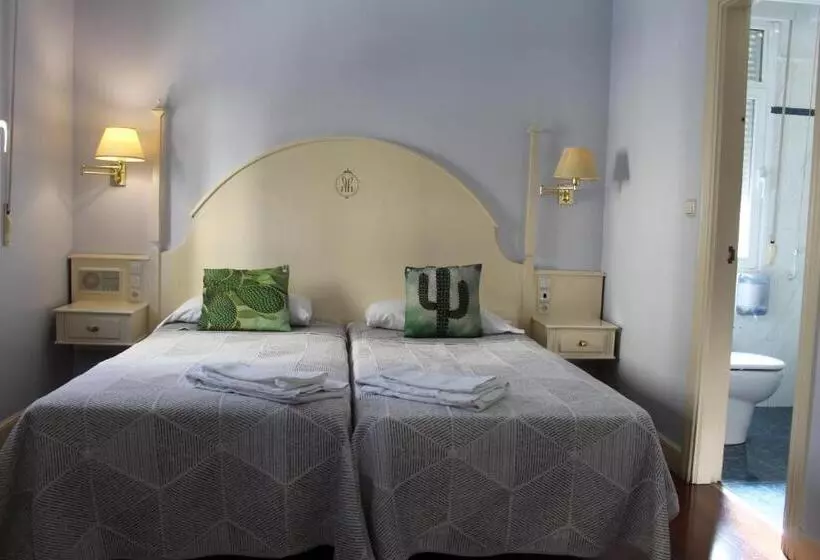 Отель Harrison Etxea