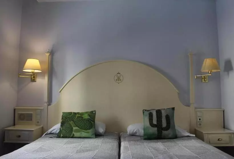 Отель Harrison Etxea