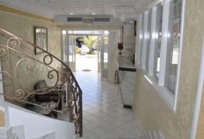 Hotel Hôtel Les Palmes D Or