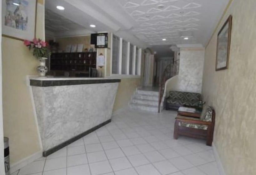 Hotel Hôtel Les Palmes D Or