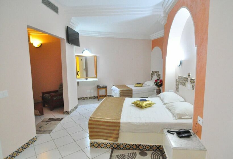 Hotel Hôtel Les Palmes D Or