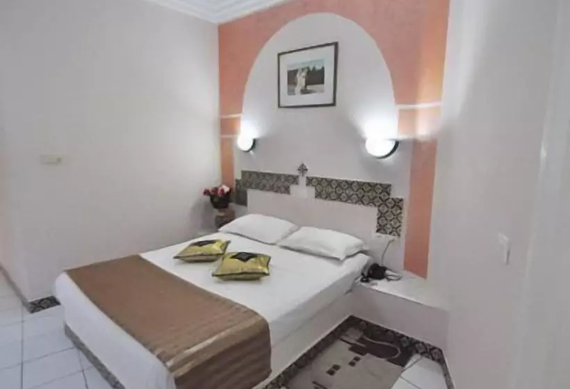 Hotel Hôtel Les Palmes D Or