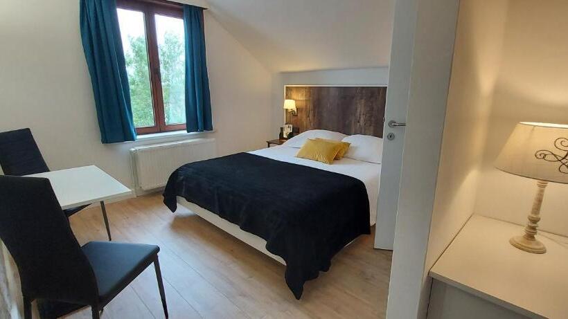 ホテル La Cascada