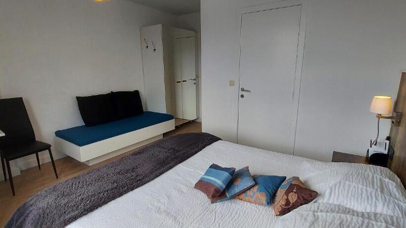 ホテル La Cascada