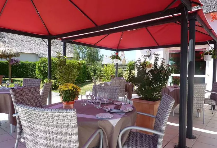 Hôtel Les Chaumieres Du Lac